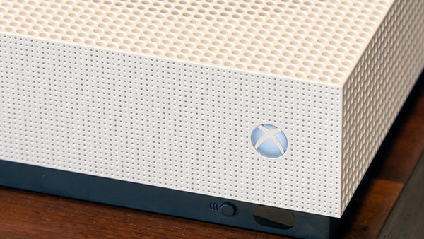 Xbox One S All Digital Edition design reportedly revealed by leak